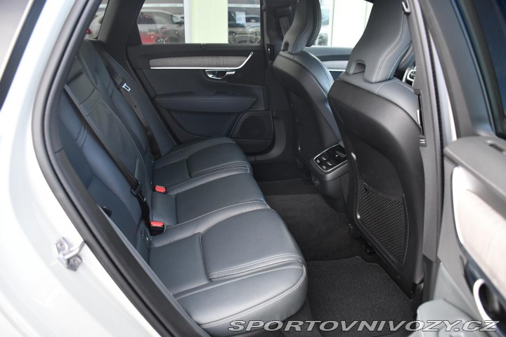 Volvo V90 CC B5 FACELIFT PRAV.SERVI 2021