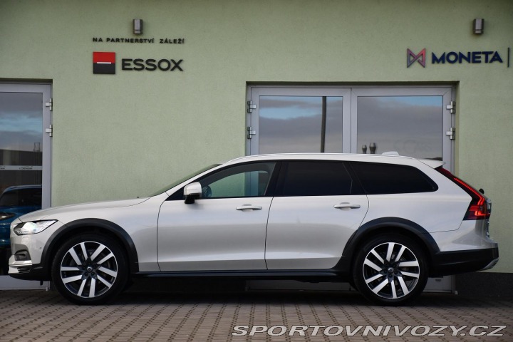 Volvo V90 CC B5 FACELIFT PRAV.SERVI 2021