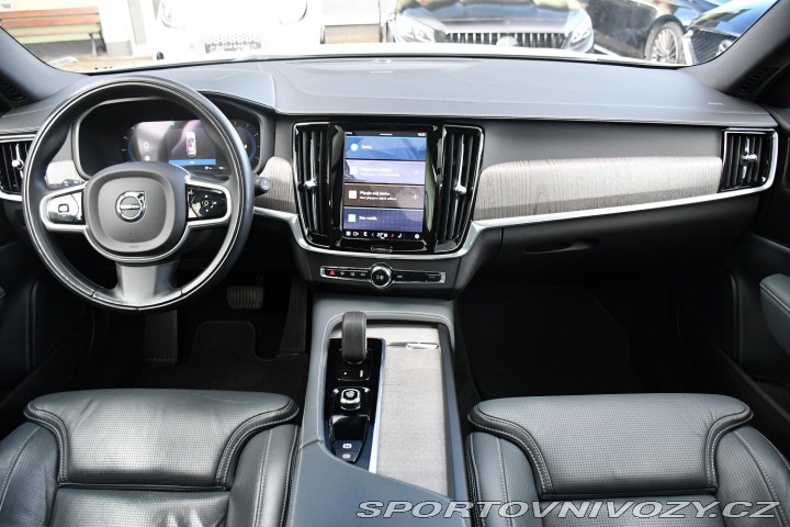 Volvo V90 CC B5 FACELIFT AWD PRAV.S 2021