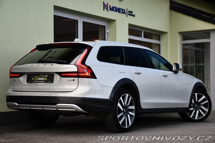 Volvo V90 CC B5 FACELIFT AWD PRAV.S 2021