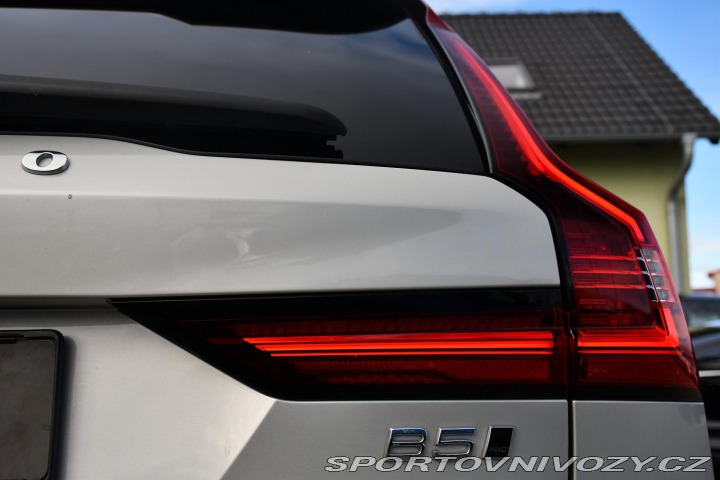 Volvo V90 CC B5 FACELIFT AWD PRAV.S 2021