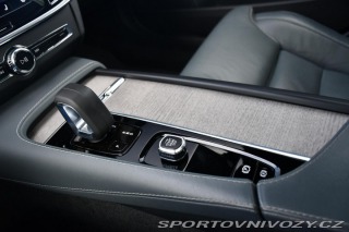Volvo V90 CC B5 FACELIFT PRAV.SERVI 2021