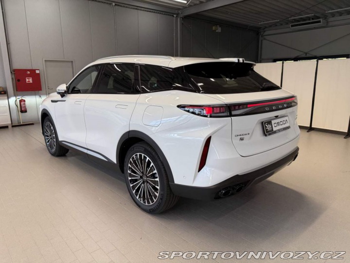 Ostatní značky Ostatní modely Omoda 9 Premium 1.5t GDI SHS AWD 2026