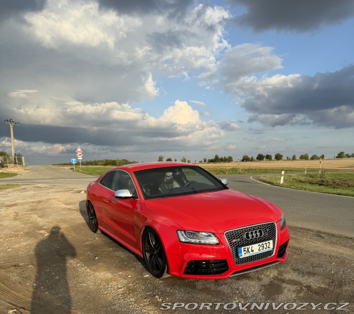 Audi RS5 B8 2010