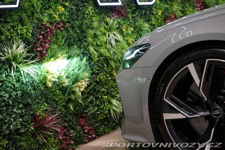 Audi RS6 AVANT*QUATTRO*CERAMIC*B&a 2020