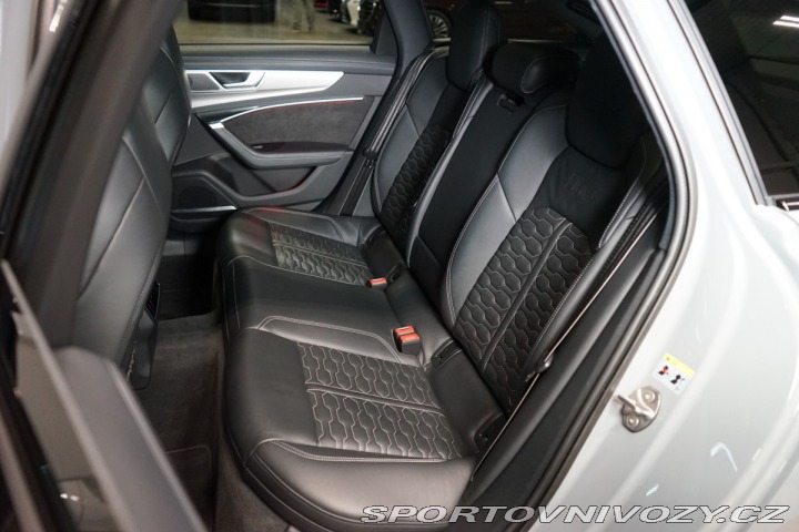 Audi RS6 AVANT*QUATTRO*CERAMIC*B&a 2020