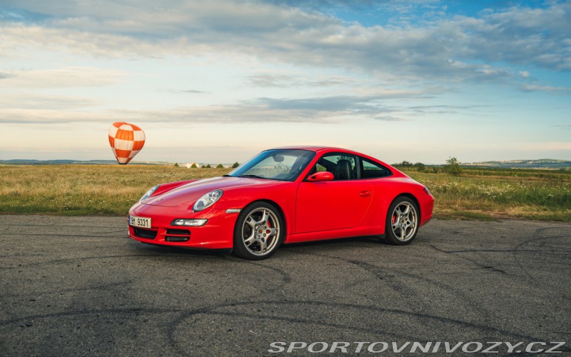Porsche 911 Carrera S 997