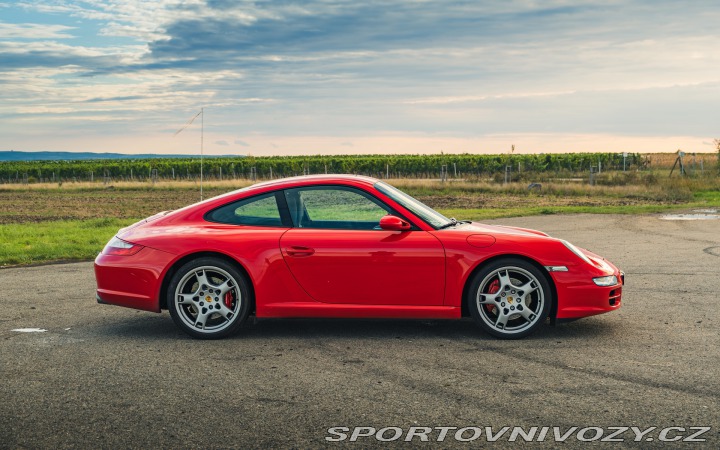 Porsche 911 Carrera S 997 2005