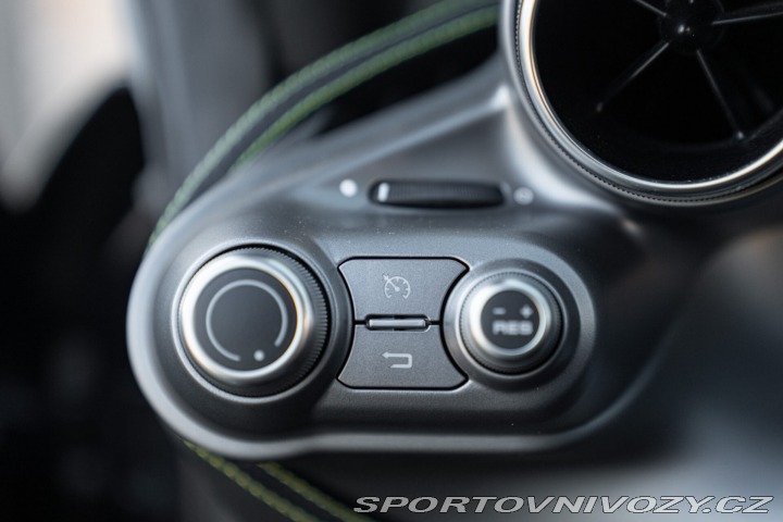 Ferrari F8 TRIBUTO 2020