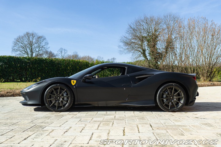 Ferrari F8 TRIBUTO 2020