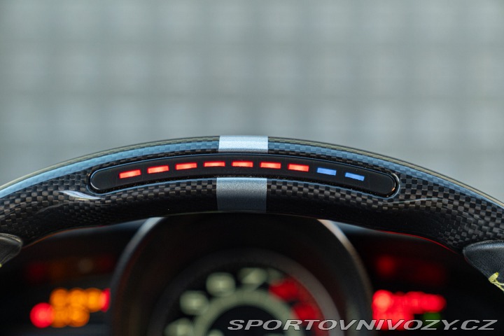 Ferrari F8 TRIBUTO 2020