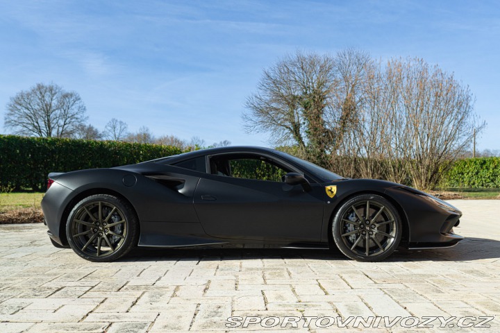 Ferrari F8 TRIBUTO 2020