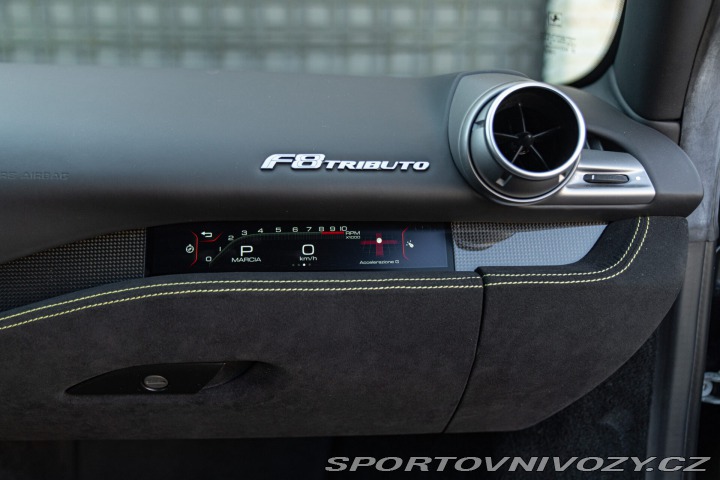 Ferrari F8 TRIBUTO 2020