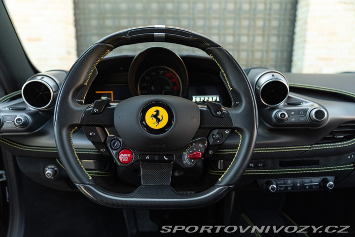 Ferrari F8 TRIBUTO 2020