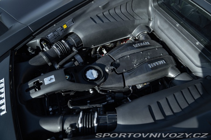 Ferrari F8 TRIBUTO 2020