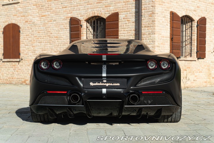 Ferrari F8 TRIBUTO 2020