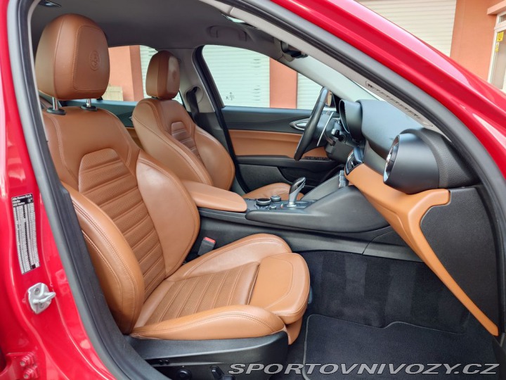 Alfa Romeo Giulia 2.2 JTDM  Veloce 154 kW 2017