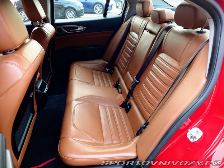 Alfa Romeo Giulia 2.2 JTDM Veloce 154 kW 2017