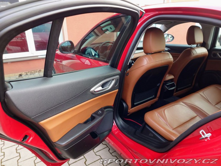 Alfa Romeo Giulia 2.2 JTDM  Veloce 154 kW 2017