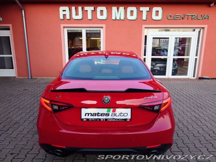 Alfa Romeo Giulia 2.2 JTDM  Veloce 154 kW 2017