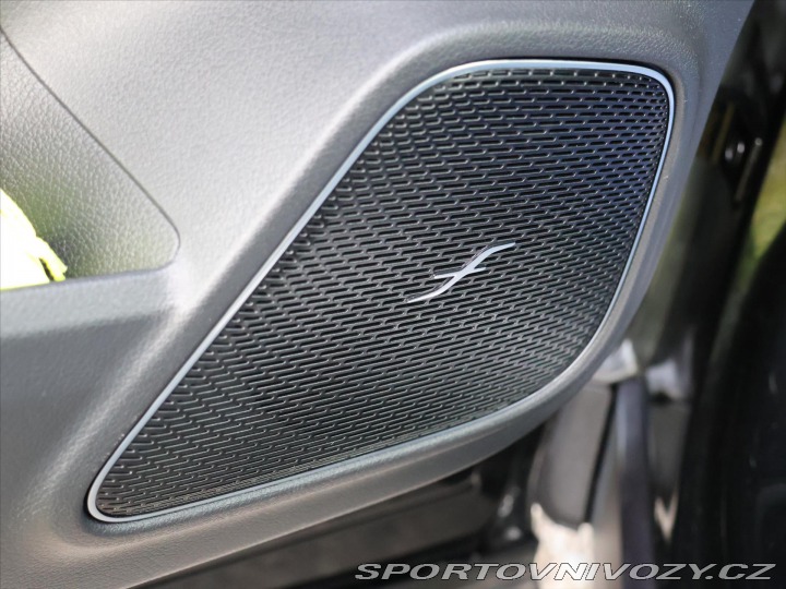 Mercedes-Benz Ostatní modely GLB 2,0 200d 4MATIC AMG Premi 2025