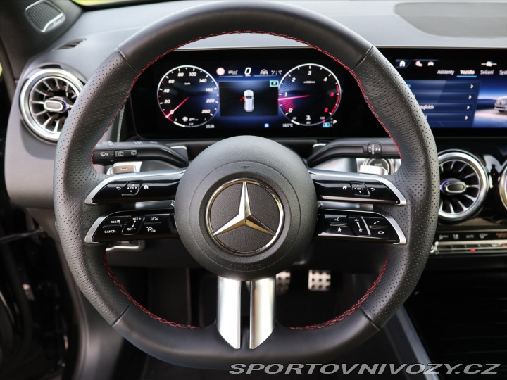 Mercedes-Benz Ostatní modely GLB 2,0 200d 4MATIC AMG Premi 2025