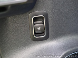 Mercedes-Benz Ostatní modely GLB 2,0 200d 4MATIC AMG Premi 2025