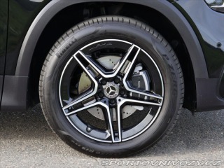 Mercedes-Benz Ostatní modely GLB 2,0 200d 4MATIC AMG Premi 2025