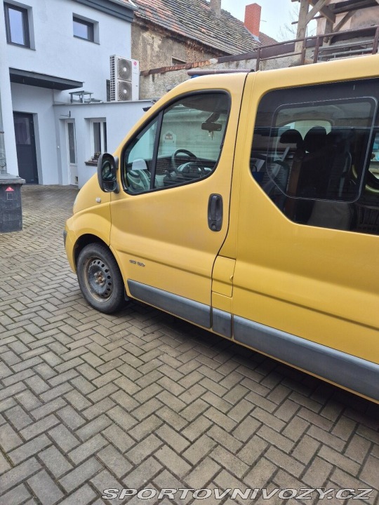 Renault Ostatní modely Trafic 2,5   trafic Passenger DC 2008