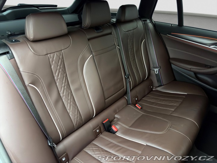 BMW 5 540i xDrive 2023