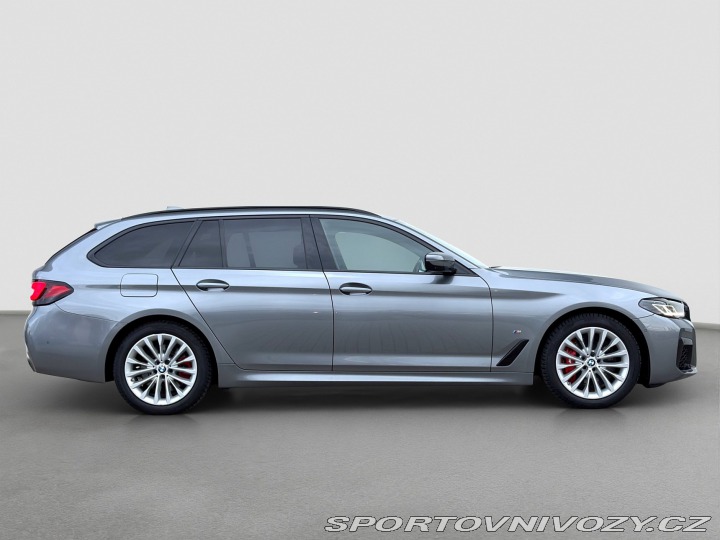 BMW 5 540i xDrive 2023