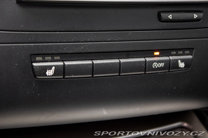 BMW 1 Coupé 120d, 130kW, M6, 3 2009