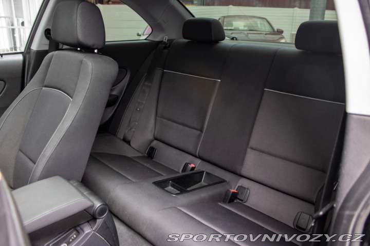 BMW 1 Coupé 120d, 130kW, M6, 3 2009