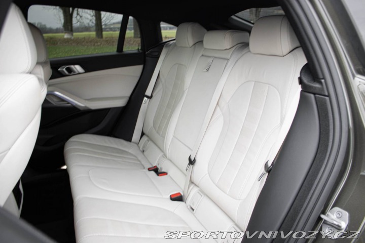 BMW X6 30d 210kw / SVK / 1.M / 2022