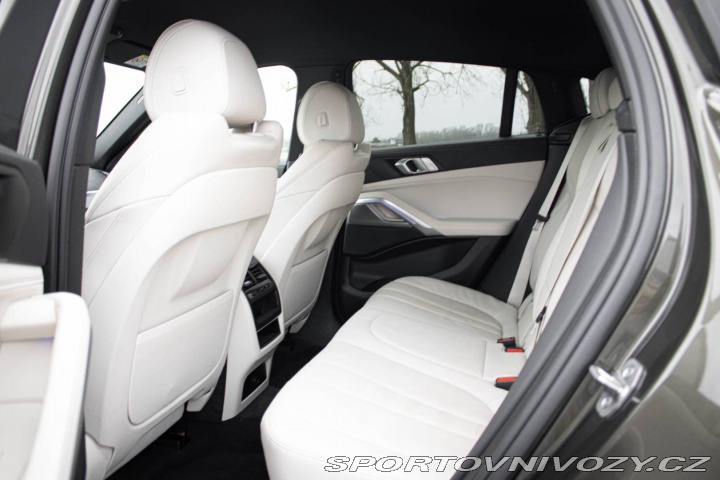BMW X6 30d 210kw / SVK / 1.M / 2022