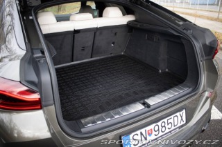 BMW X6 30d 210kw / SVK / 1.M / 2022