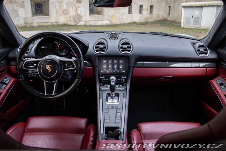 Porsche Cayman 718  PDK 220kw 2020 / AJ 2020