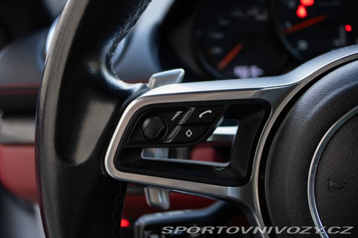 Porsche Cayman 718  PDK 220kw 2020 / AJ 2020