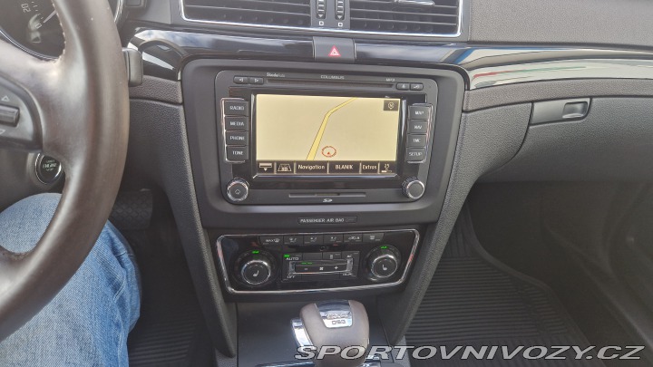 Škoda Superb 3,6 V6 4x4 DSG 2012