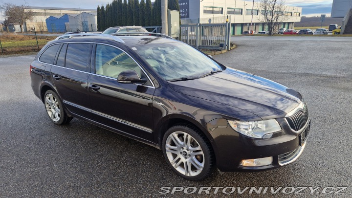 Škoda Superb 3,6 V6 4x4 DSG 2012