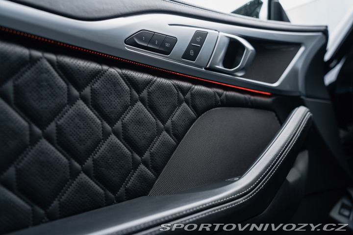 BMW M8 Competition Coupe, DPH 2022