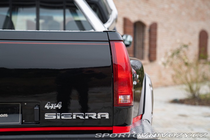 Ostatní značky Ostatní modely GMC SIERRA SLX 5.7 L V8 1990