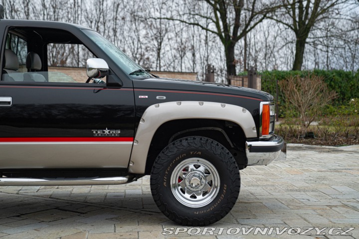 Ostatní značky Ostatní modely GMC SIERRA SLX 5.7 L V8 1990