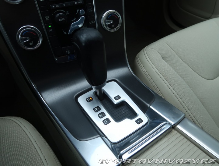 Volvo S60 D5 AWD 2012