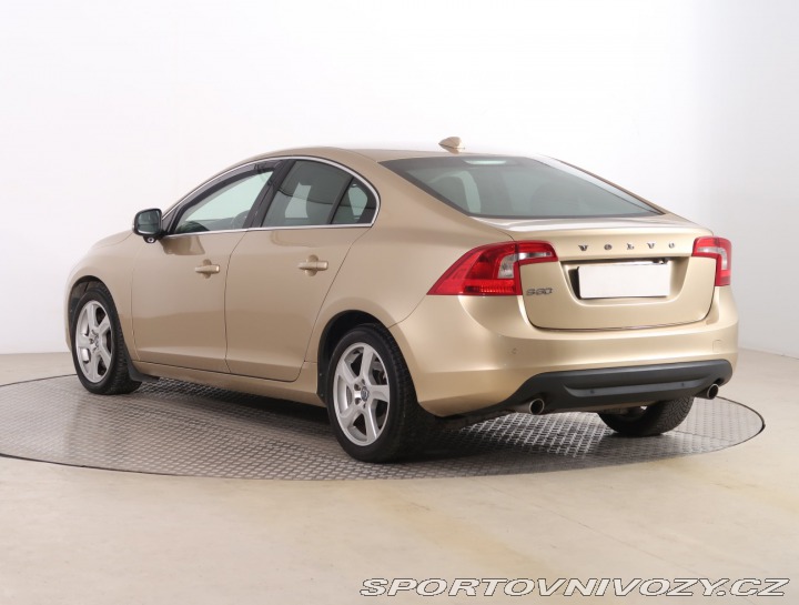 Volvo S60 D5 AWD 2012