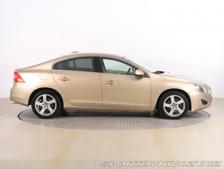 Volvo S60 D5 AWD 2012