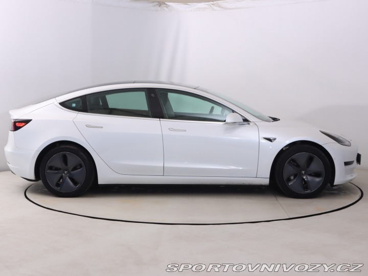 Tesla Model 3 Std Range Plus LFP 2020