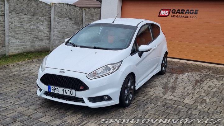 Ford Fiesta ST  2015