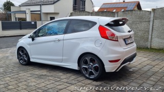 Ford Fiesta ST  2015