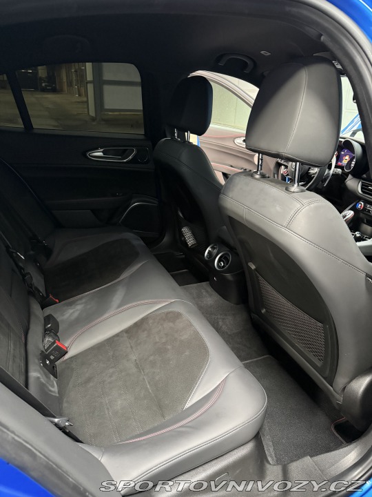 Alfa Romeo Giulia QV 2021